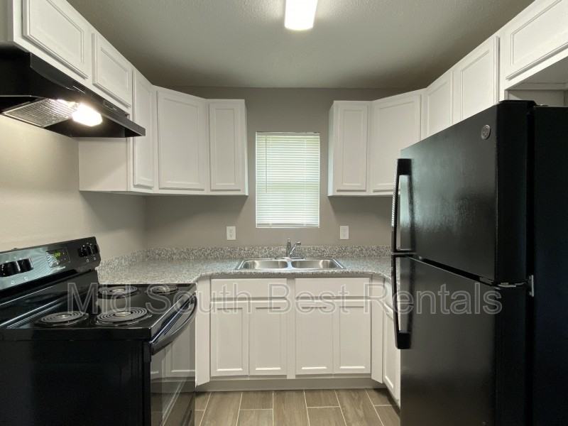 4809 W 31st St - Photo 3 of 5