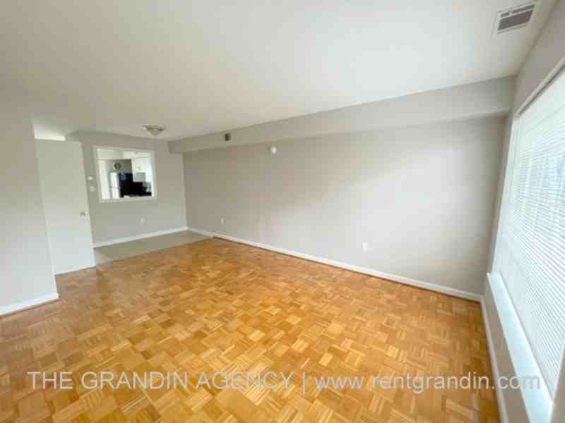 1809B Grandin Rd Sw - Photo 4 of 20