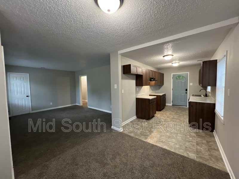 521 E Shelby Dr - Photo 4 of 13