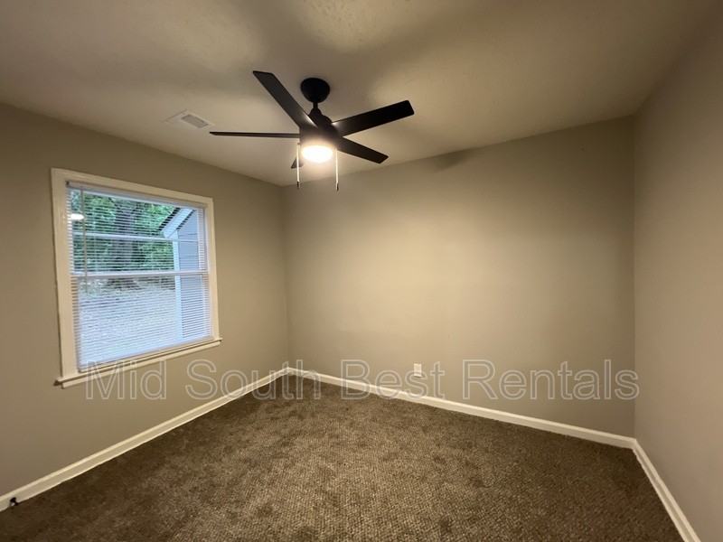 521 E Shelby Dr - Photo 6 of 13