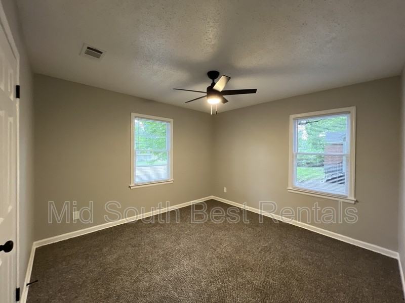 521 E Shelby Dr - Photo 7 of 13