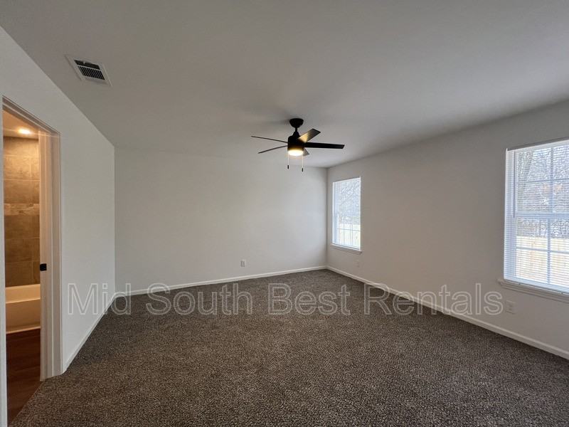 1881 Thrift Ave - Photo 7 of 14