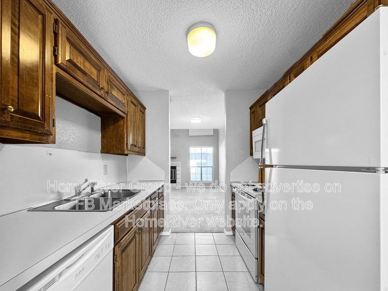 1817 Hunters Ridge Rd - Photo 7 of 22