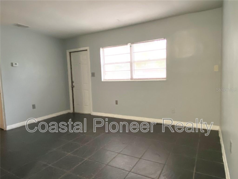 9502 N 11th St #A - Photo 2 of 9