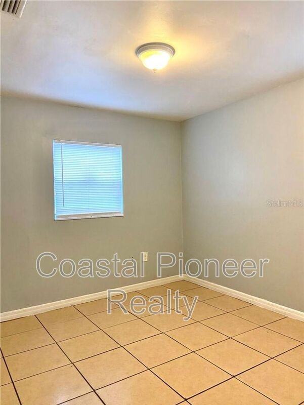 9502 N 11th St #A - Photo 6 of 9