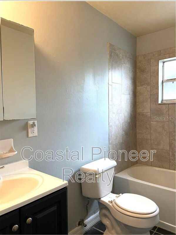 9502 N 11th St #A - Photo 7 of 9