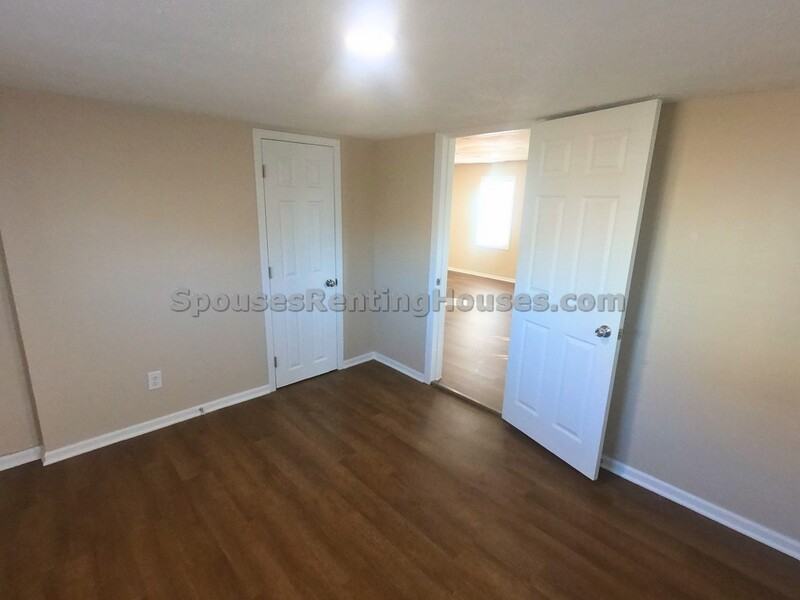 909 S Lebanon St - Photo 5 of 12