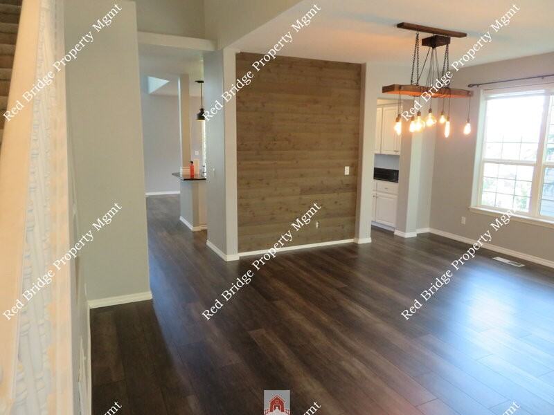 18385 Sw Swanstrom Dr - Photo 5 of 50