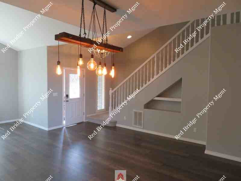 18385 Sw Swanstrom Dr - Photo 6 of 50