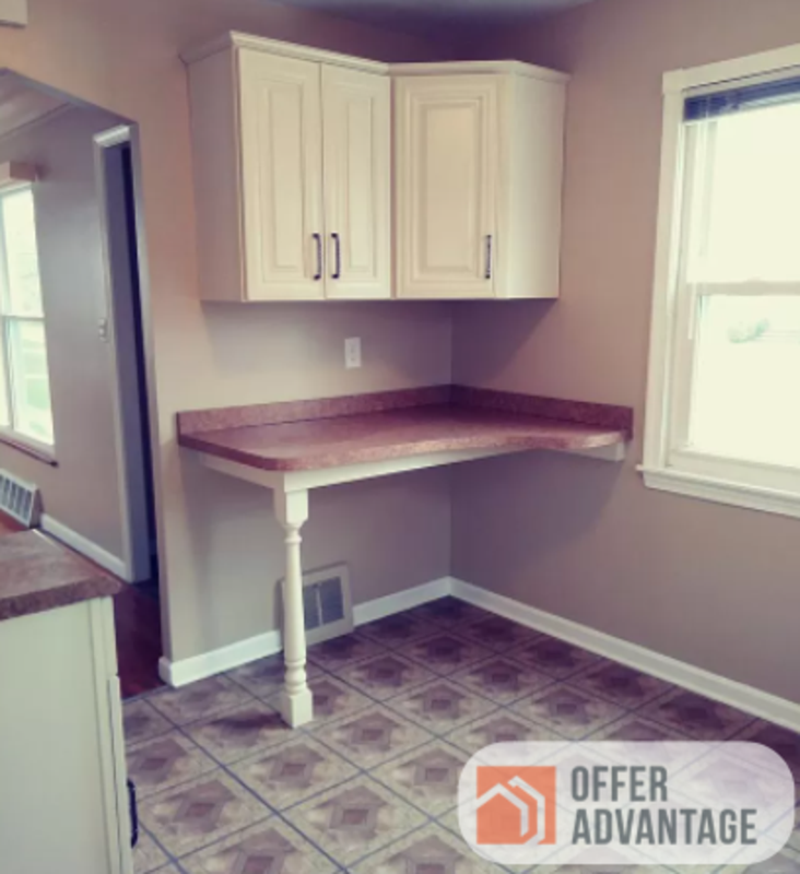 20730 Nicholas Ave - Photo 3 of 11