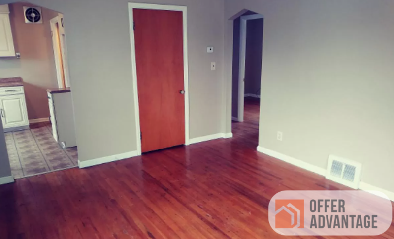 20730 Nicholas Ave - Photo 5 of 11