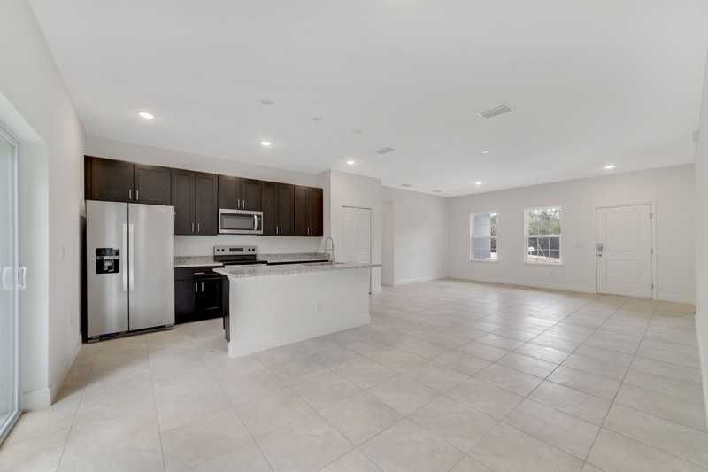 10616 N Didiscus Dr - Photo 2 of 11