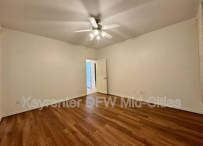 3119 Juneau Dr - Photo 7 of 23