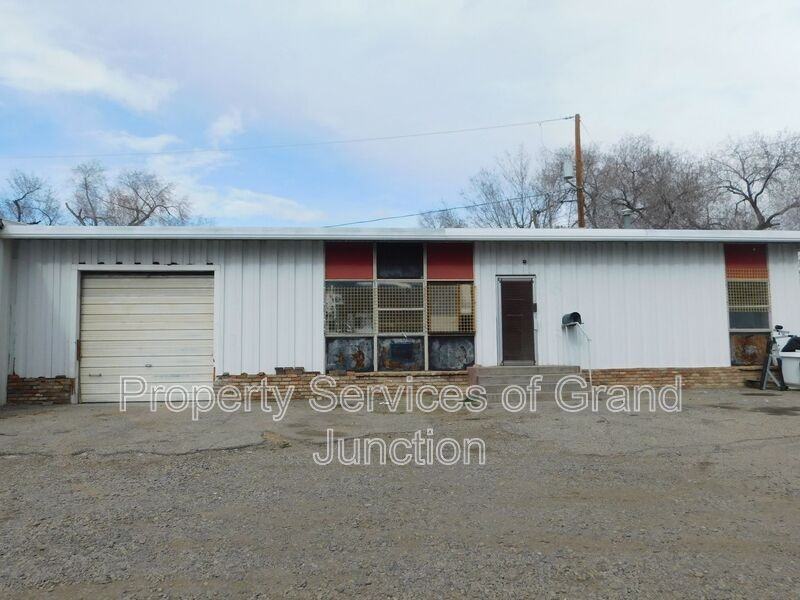 402 Grand Mesa Ave #6 - Photo 2 of 14