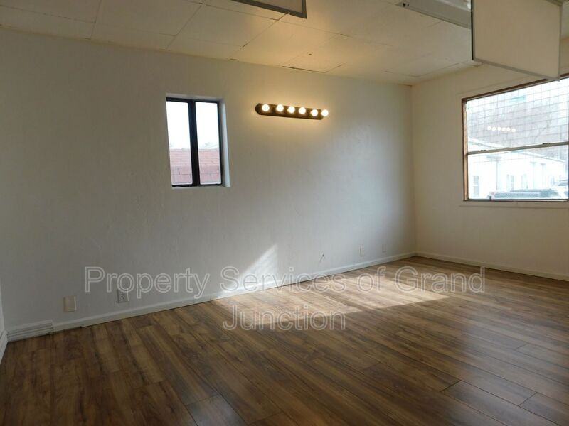 402 Grand Mesa Ave #6 - Photo 6 of 14