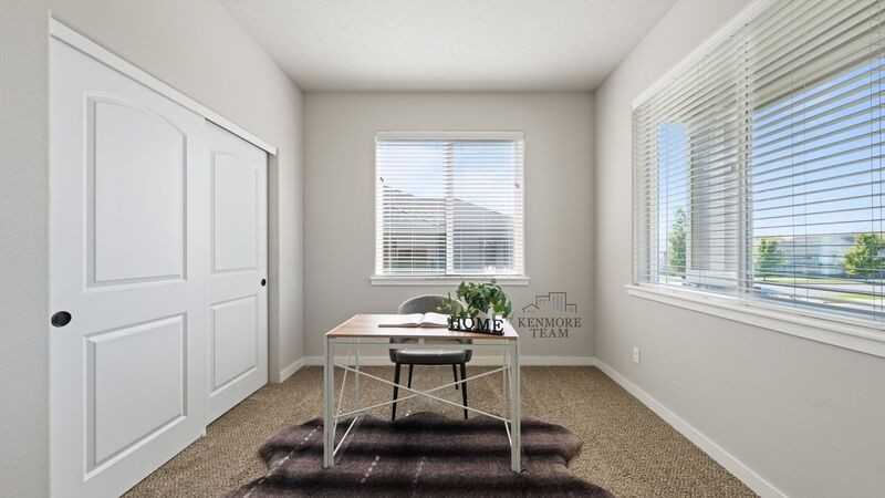 2292 Morris Ave - Photo 2 of 22