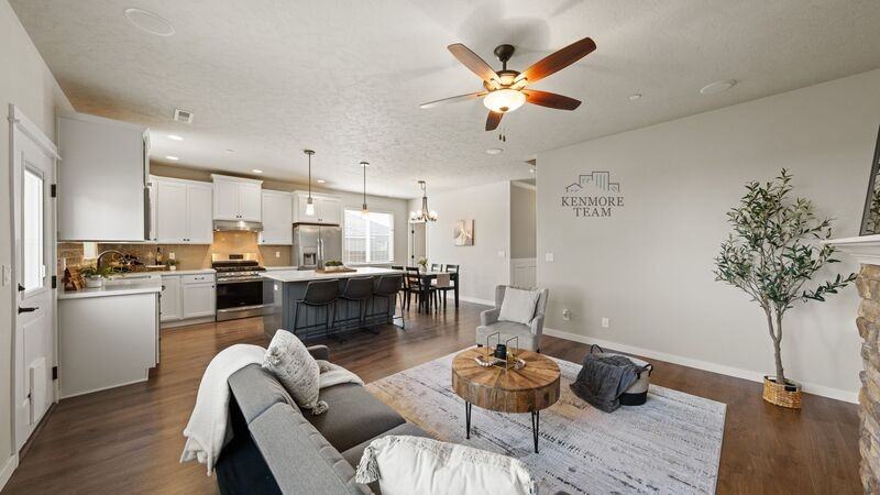 2292 Morris Ave - Photo 6 of 22