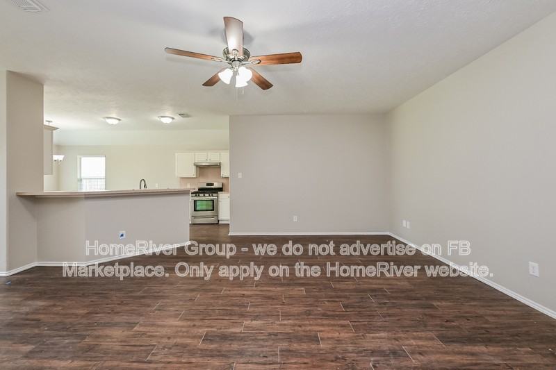 5439 Aloe Ave - Photo 2 of 20