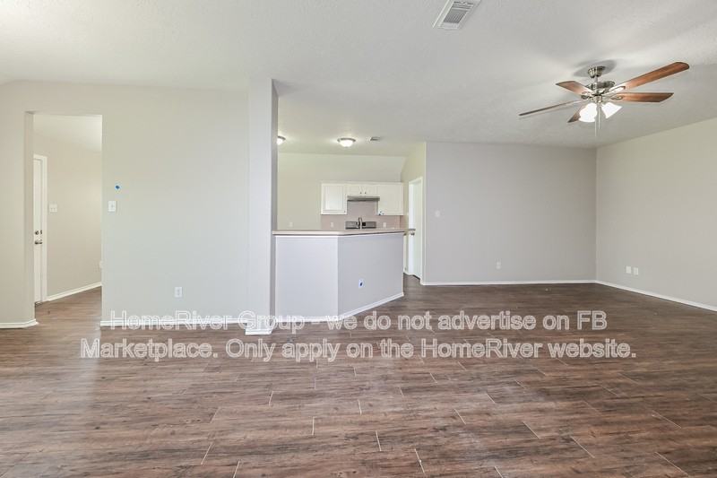 5439 Aloe Ave - Photo 5 of 20