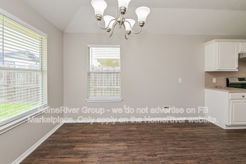 5439 Aloe Ave - Photo 6 of 20