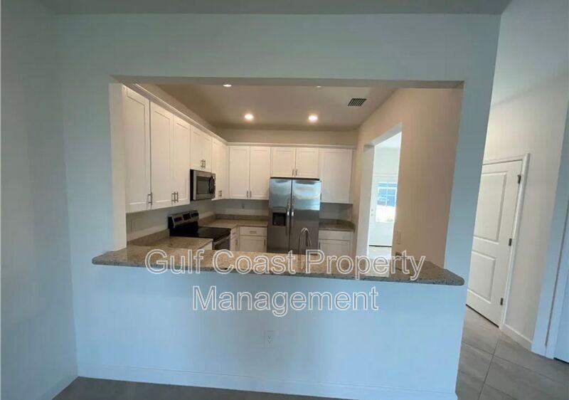 14212 Pine Lodge Ln - Photo 7 of 31