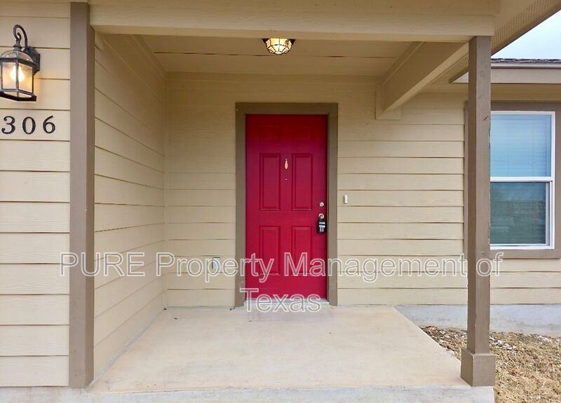 306 Wyeth St - Photo 2 of 21