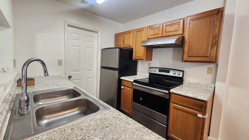 1209 Alder Ct - Photo 6 of 16