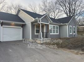 featured image of 601 Hillcrest St Apt B #Apt B