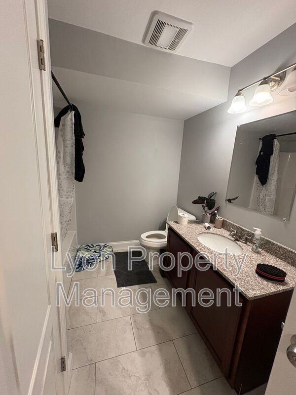 9 Gray Coach Ln #911 - Photo 3 of 8