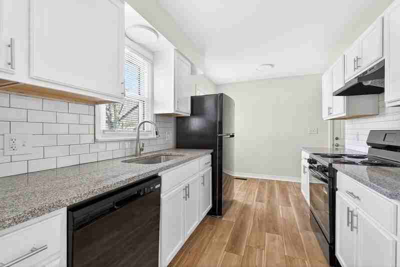 2632 Beulah Rd - Photo 2 of 11