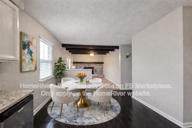 4905 Carry Back Ln - Photo 3 of 35