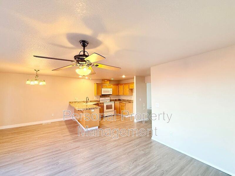 16524 Ne 19th St - Photo 6 of 35