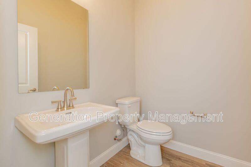 590 Strong Ave - Photo 7 of 29