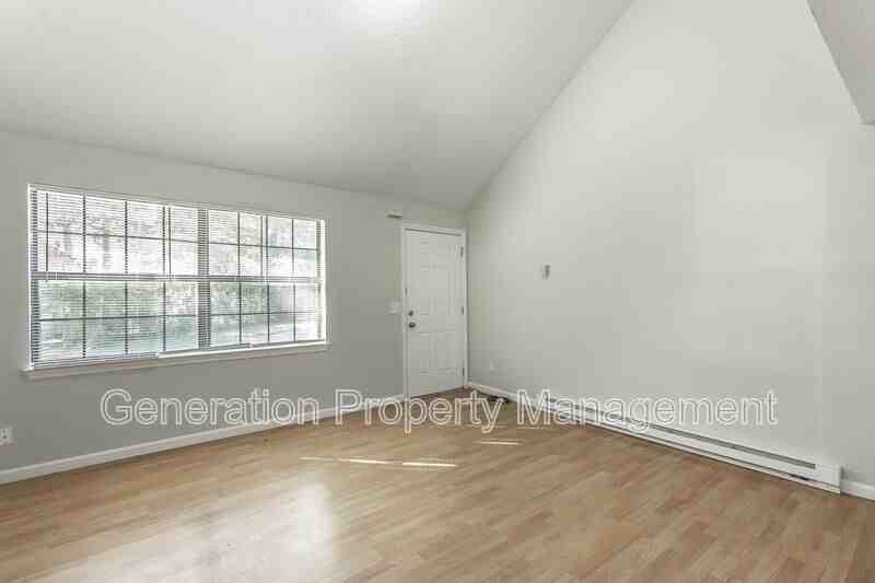 4499 Delashmitt Rd #4499A - Photo 6 of 7