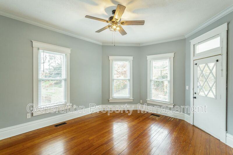 1126 Mississippi Ave - Photo 3 of 50