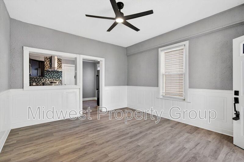 6619 Etzel Ave - Photo 3 of 35