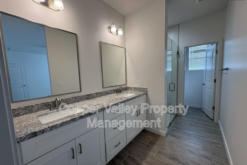 20292 W Hazelwood St - Photo 5 of 13