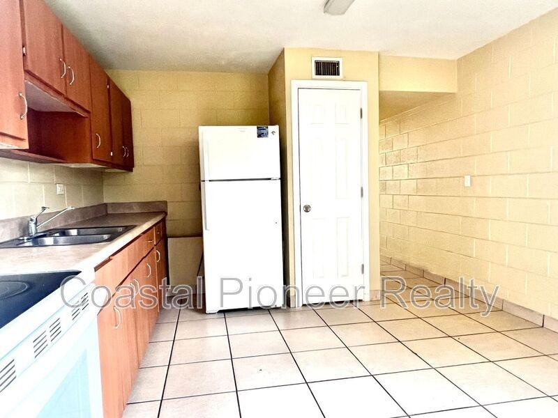 706 S Dr Martin Luther King Jr Blvd #A2 - Photo 4 of 15