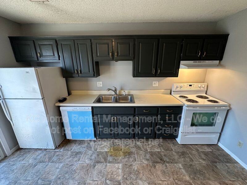 4715 Switzer Rd - Photo 6 of 24