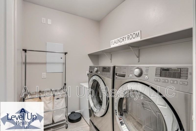 14097 N Silverleaf Ln - Photo 7 of 26