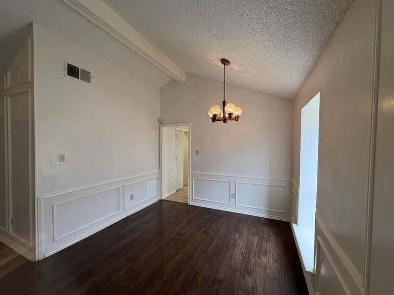 2025 Lorient Dr - Photo 4 of 25