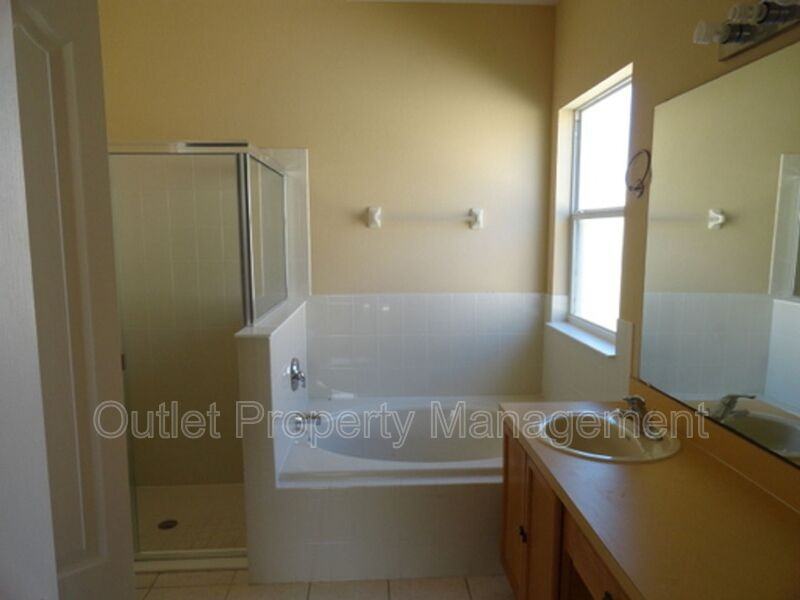 9356 Monterey Bay Dr - Photo 6 of 8