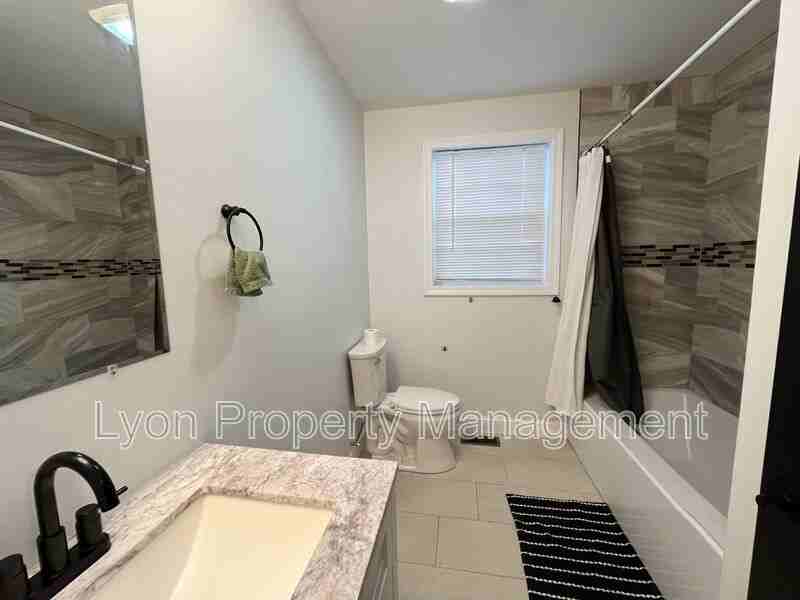 20 Westcott Ave #1 - Photo 6 of 11