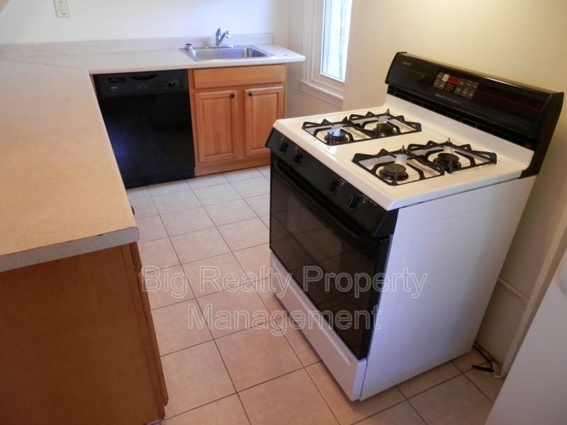 375 Church St #3 - Photo 2 of 13