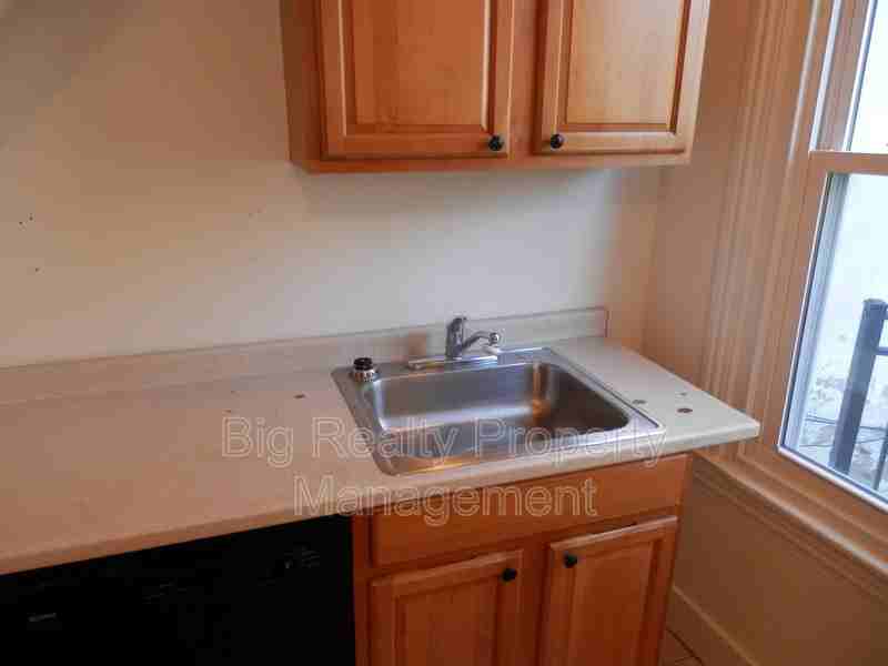 375 Church St #3 - Photo 3 of 13