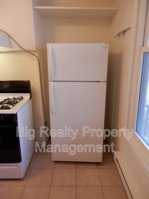 375 Church St #3 - Photo 7 of 13