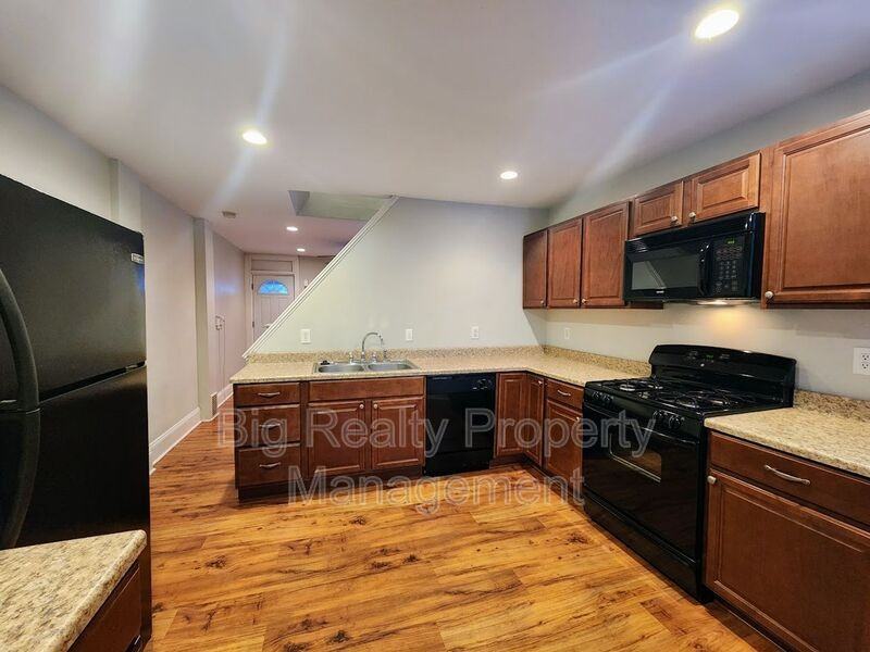 433 Beaver St - Photo 6 of 16