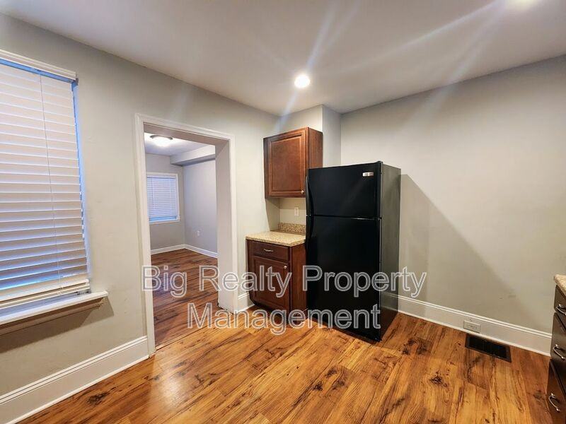 433 Beaver St - Photo 7 of 16