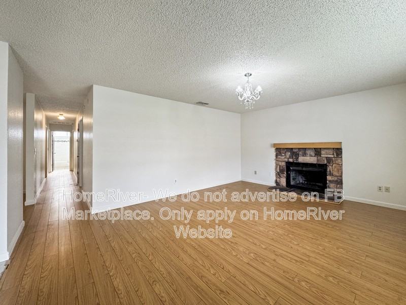 8314 Daylight Ct - Photo 6 of 20