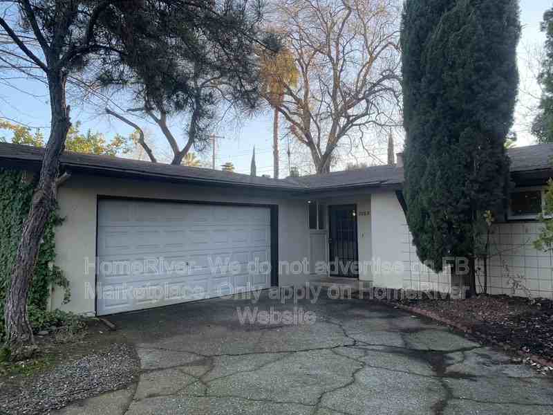 2008 Polley Dr - Photo 2 of 26